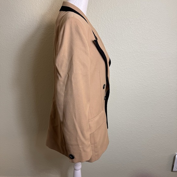 Vintage Saville Petite Women's Blazer Tan with Black Trim Sz 12P Lined Made USA - Picture 2 of 5